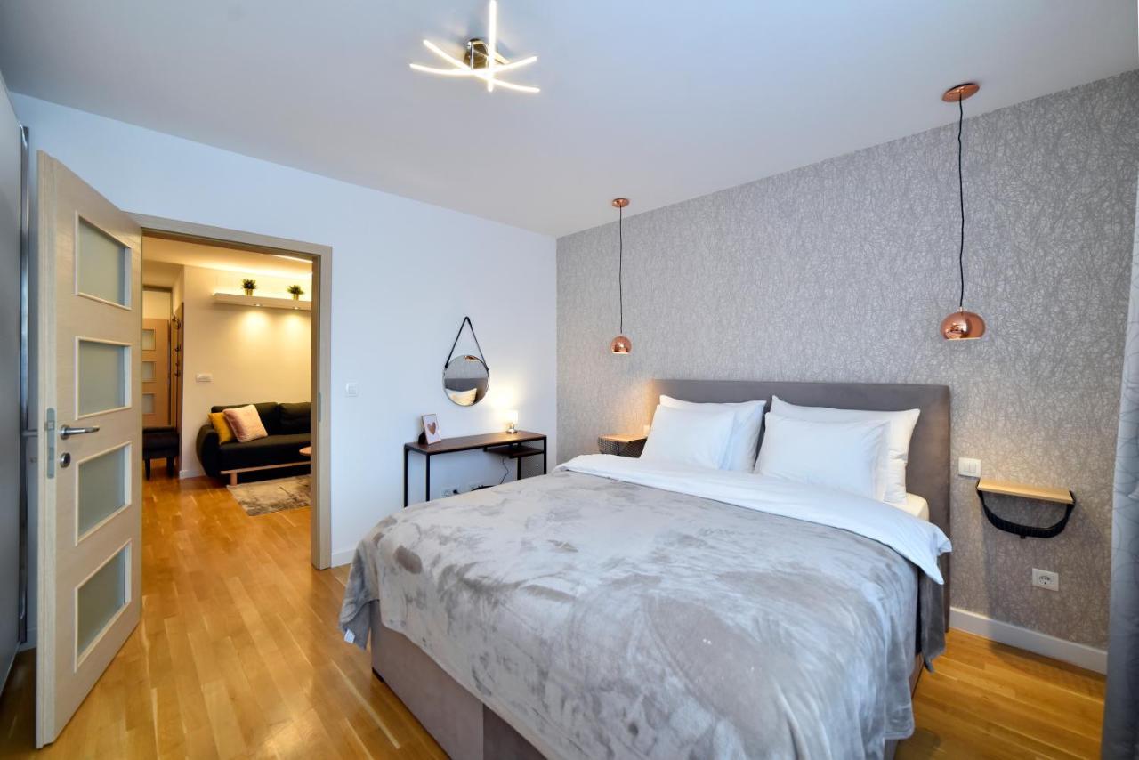 First Choice Ilica Apartment ซาเกร็บ ภายนอก รูปภาพ