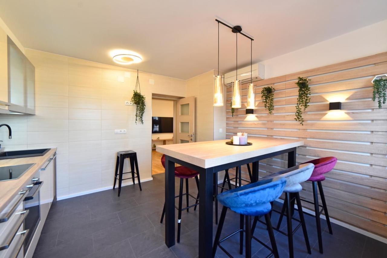 First Choice Ilica Apartment ซาเกร็บ ภายนอก รูปภาพ